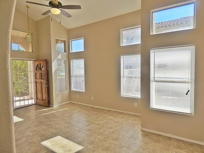 3110 E Cottonwood LN P1010579_08312015