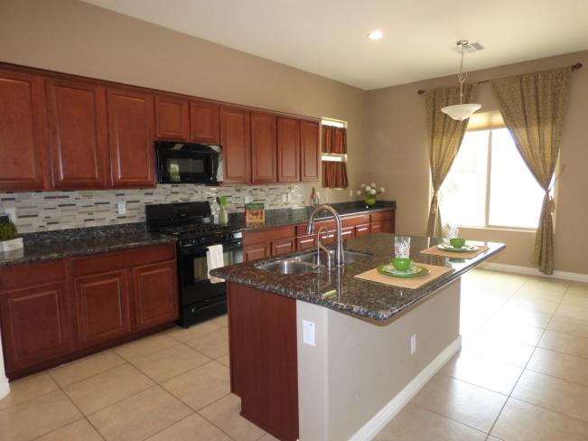 2702 E Redwood Pl b7_07122019