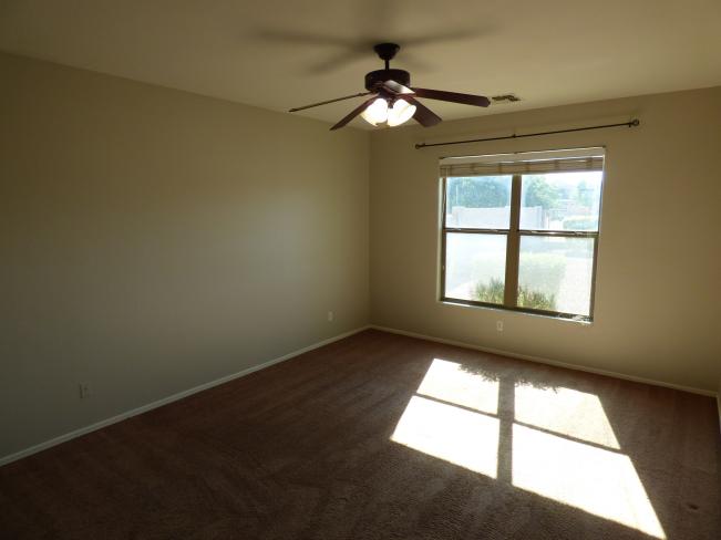 4319 W Burgess LN P1180113_11102023