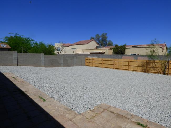 6225 S Parkside DR P1170235_04272023
