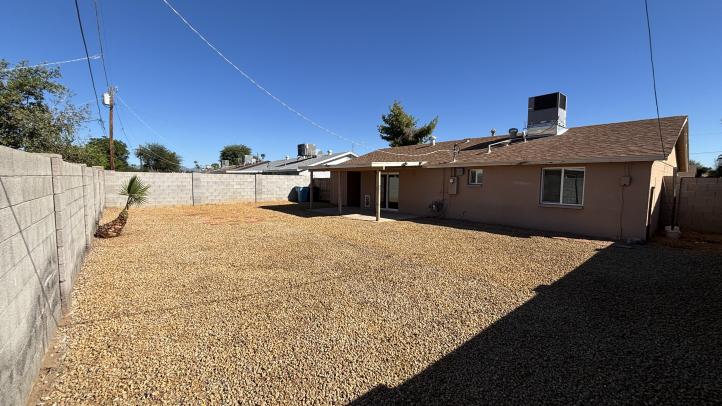 3510 E Ludlow Dr IMG_4318_10142026