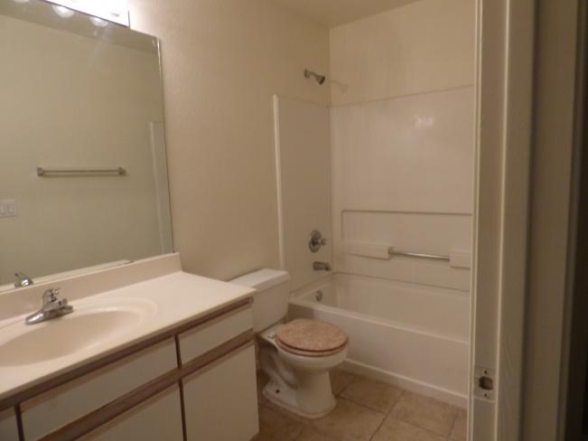 9009 W Holly ST 2016-03-17 16_03232016