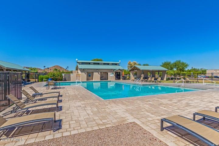 173 E Cheyenne RD 7_10202023