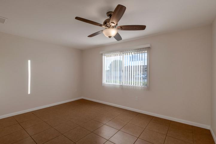 9822 W Silverbell DR Pic (24)_12052025
