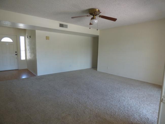 2060 E Marilyn Ave P1040356_07272017
