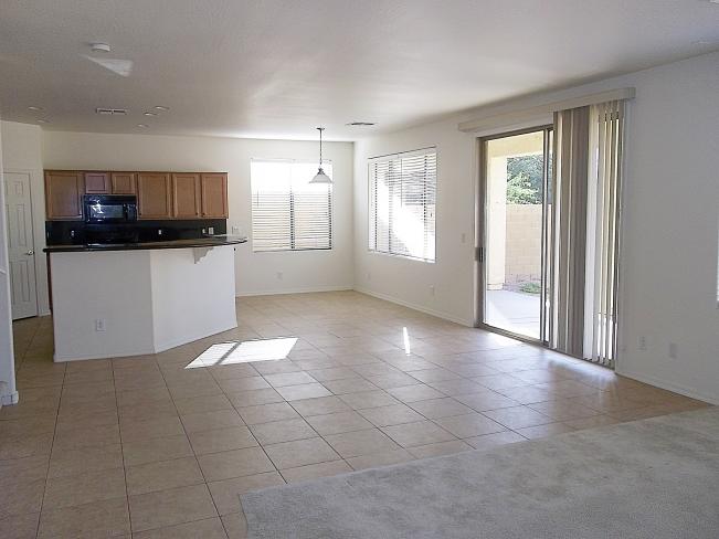 5633 W Carson RD 5633 W_10022014