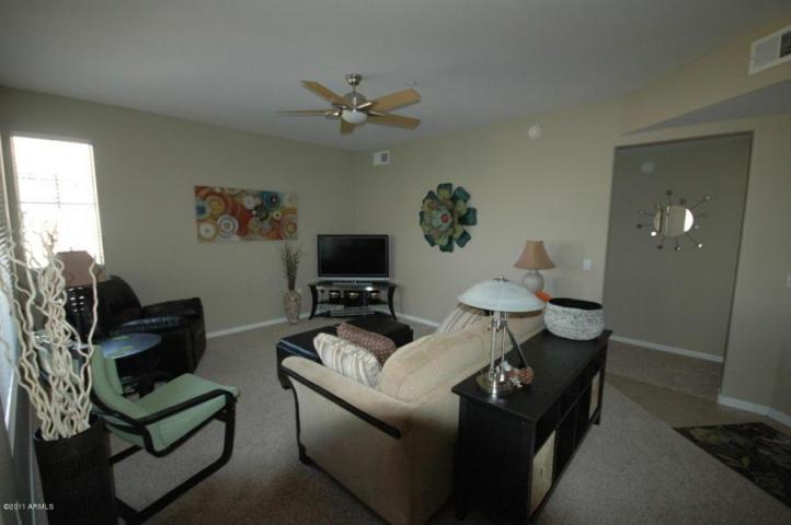 11680 E Sahuaro Dr Unit 2051 Family Room 11680 E Sahuaro Dr Unit 2051 Family Room