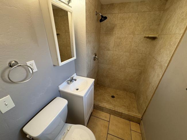 1832 E Harvard ST Picture2_04252025 1832 E Harvard ST Picture2_04252025