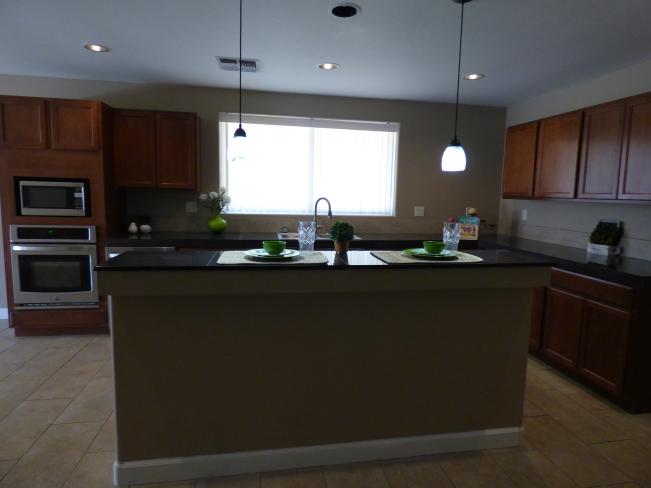 10808 N 37th Ave P1040108_04132017