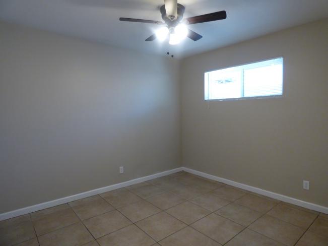 3617 E Earll Dr P1170139_04262023