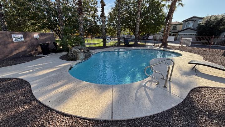 1833 E Hartford AVE IMG_2667_02202026