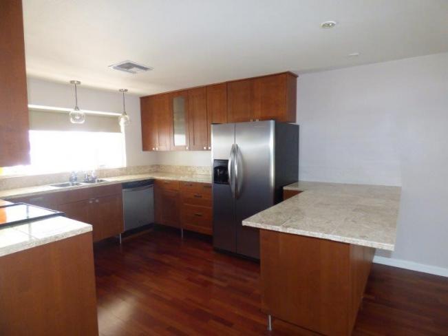 4440 E Mitchell DR Kit1_04032019