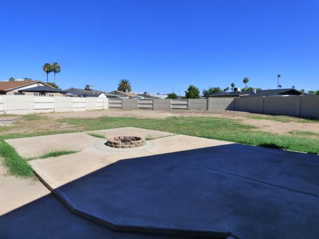 4420 W Sierra ST P1160576_10132022