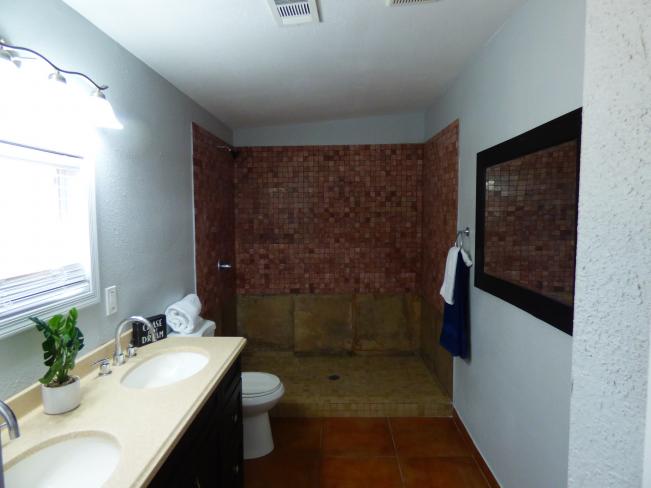 3033 E Osborn RD 2022-03-30 10_03302022