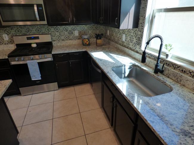 8045 W Agora LN P1180077_11032023