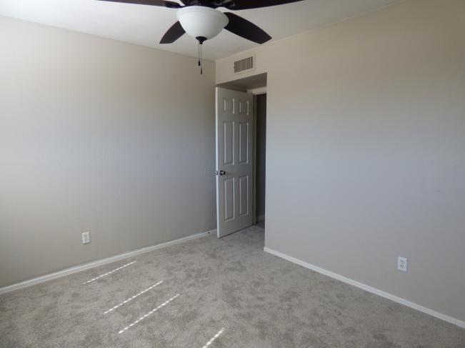 4420 W Sierra ST P1160548_10132022