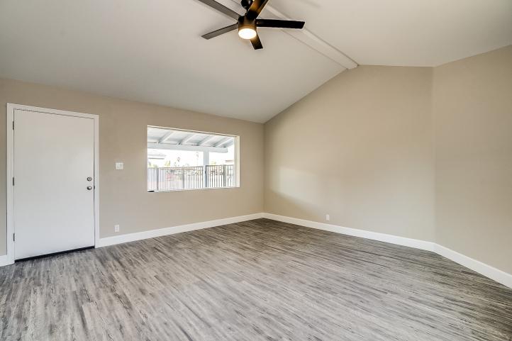 211 S Doran Doran-17_07112019