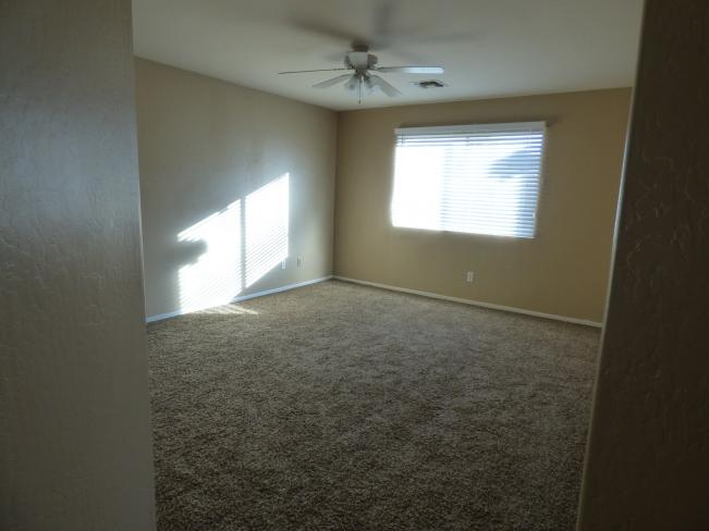 9739 W Riverside AVE 2015-12-29 15_12302015