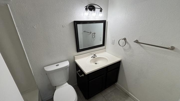 1130 E Butler Dr IMG_2873_03272026