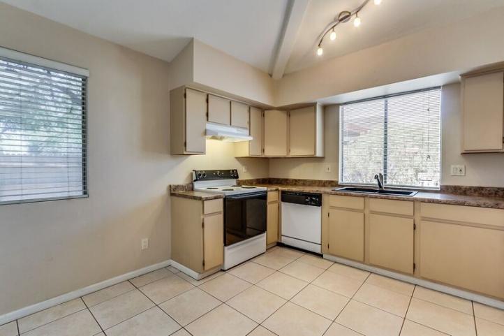 4021 E Robert E Lee ST Pic (3)_01192018