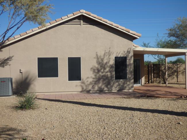 503 W Grovers Ave P1060788_11092018