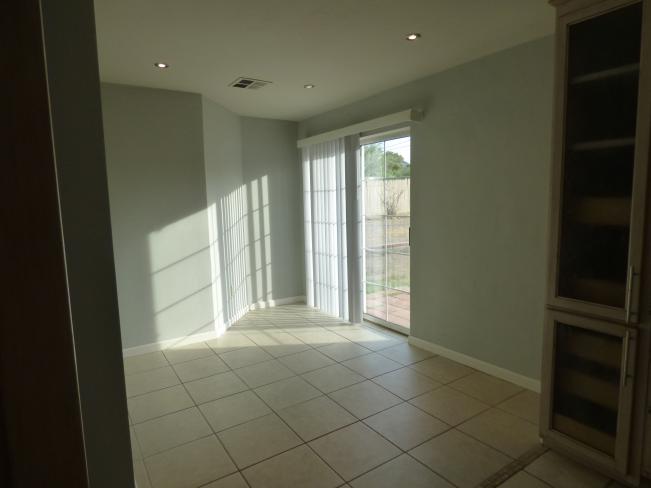 8021 N 14Th Pl P1030650_10242016