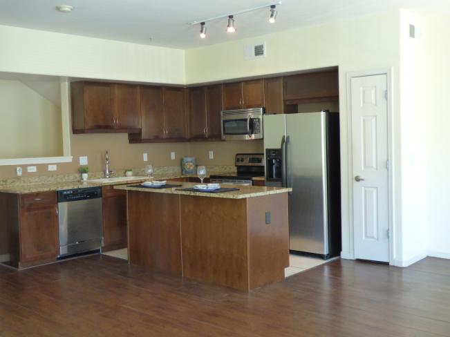 1920 E Bell RD P1170492_06212023