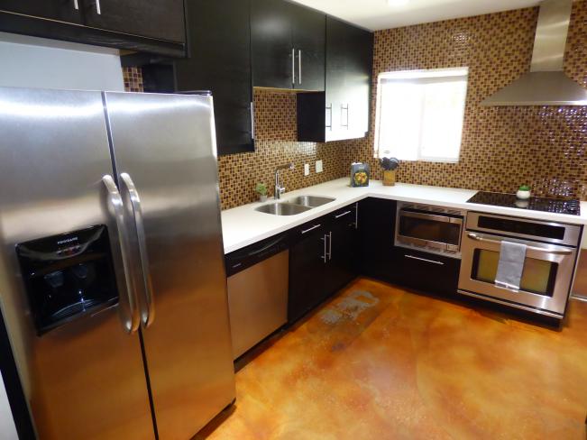 5548 N 12th AVE P1180040_10252023