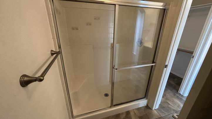 3250 W Greenway RD IMG_2701_02242026