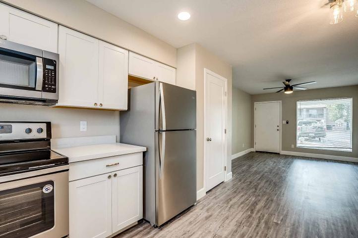 318 E Vine CIR Vine Cir-13_03122020