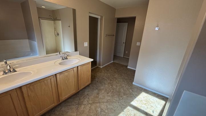 2014 N 77th GLN IMG_1890_11182025