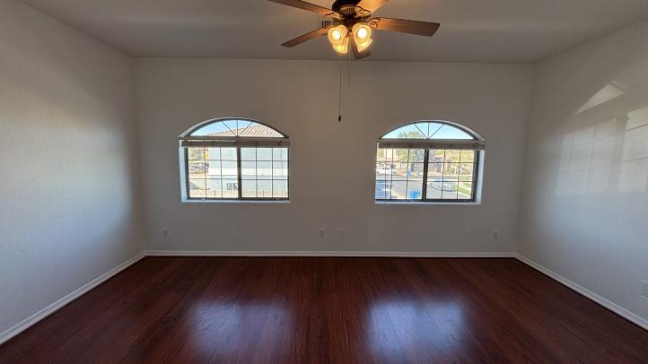 1833 E Hartford AVE IMG_2642_02202026