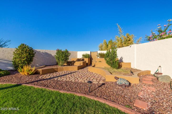 10604 W Deanna DR 4_12202023