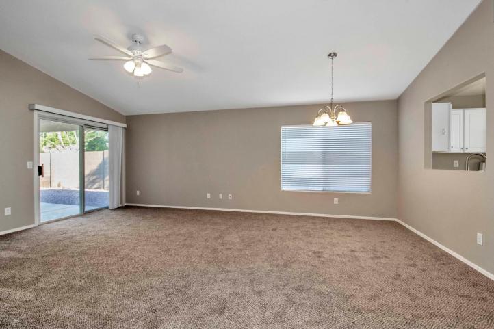 1454 S Oak St 1454 S Oak St Gilbert AZ 85233-large-005-008-DLB 7433-1500x1000-72dpi_09212020
