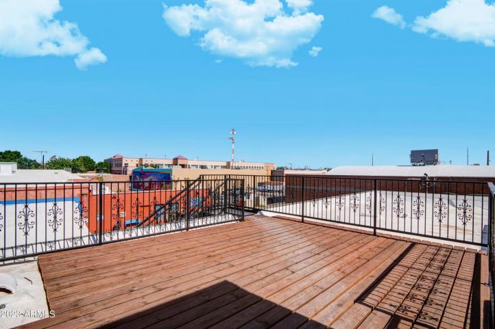 5753 W Glendale AVE 10_09112023
