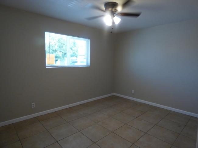 3617 E Earll Dr P1170134_04262023