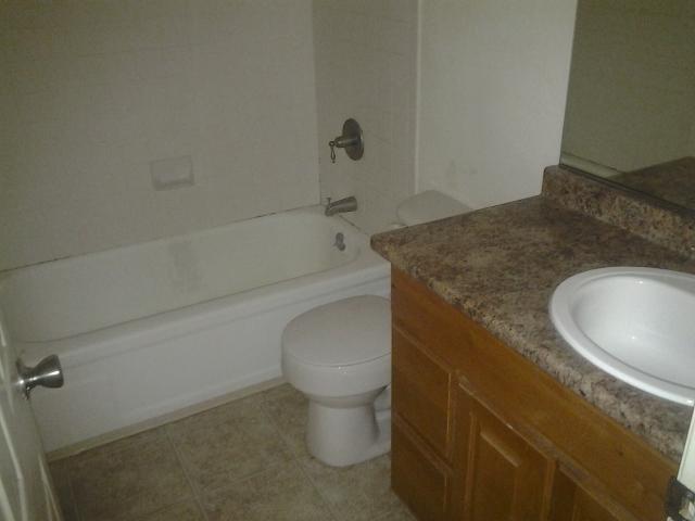 1819 N 40th ST Bathroom 2