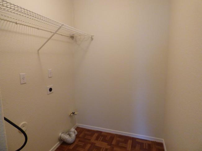 3023 E Captain Dreyfus AVE P1170692_08082023