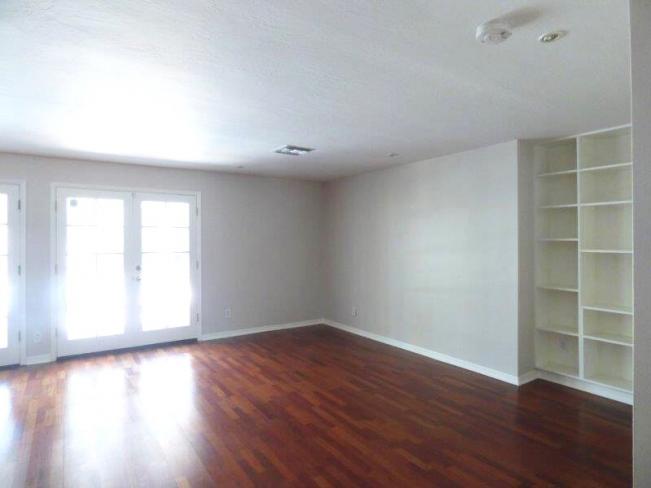 4440 E Mitchell DR FmRm_04032019