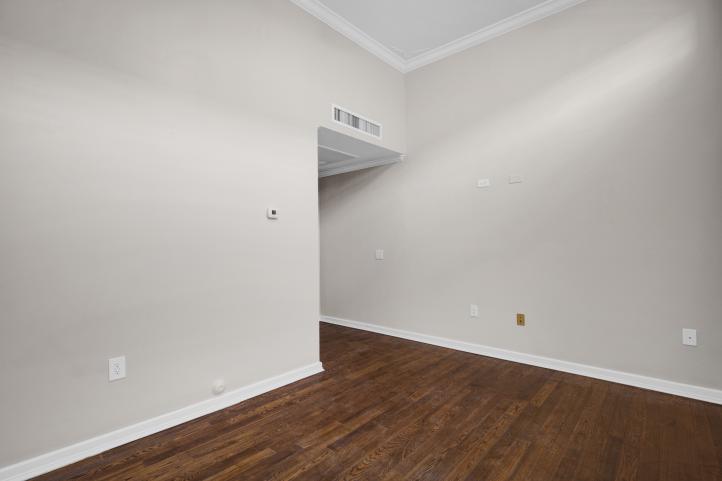 5753 W Glendale AVE P1153558_10272023