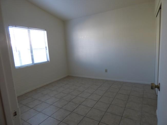 4001 N 89th AVE P1030954_03112017