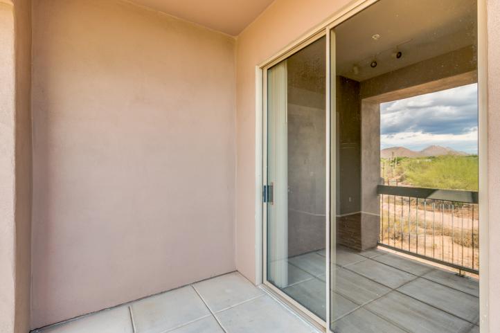 20801 N 90th PL Spacious Private Balcony_09062018 20801 N 90th PL Spacious Private Balcony_09062018