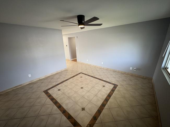 3615 E Janice WAY IMG_1044_12122024