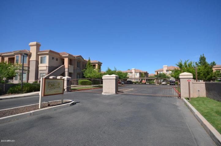 1941 S Pierpont DR Gated_04092020