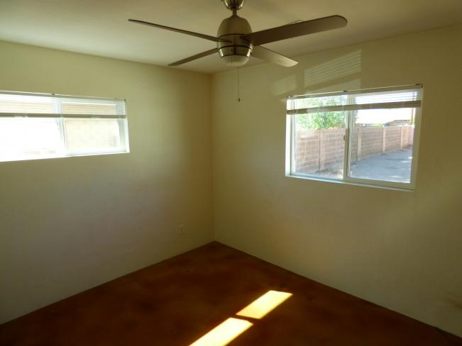5548 N 12th AVE P1180046_10252023