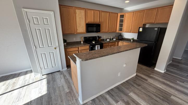 14719 W Poinsettia DR IMG_2049_12112025