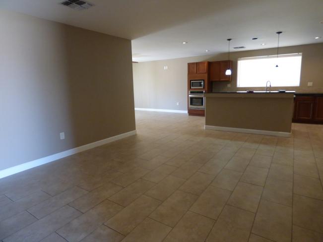 10808 N 37th Ave P1040094_04132017