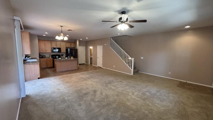 2014 N 77th GLN IMG_1875_11182025