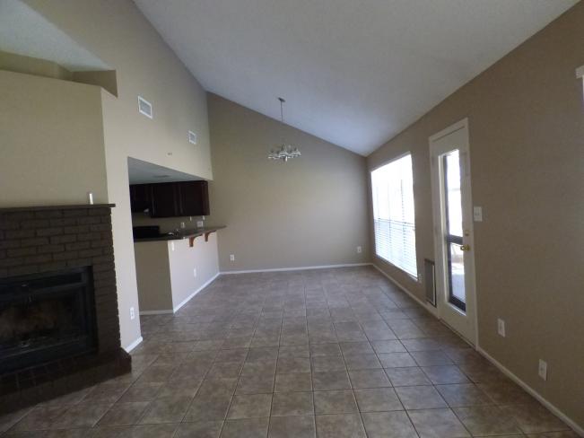 3818 W Harrison ST P1020821_05012016