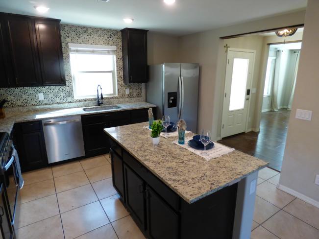 8045 W Agora LN P1180076_11032023
